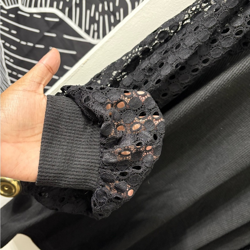 Cute Blouse Bundle - Picture 7 of 16